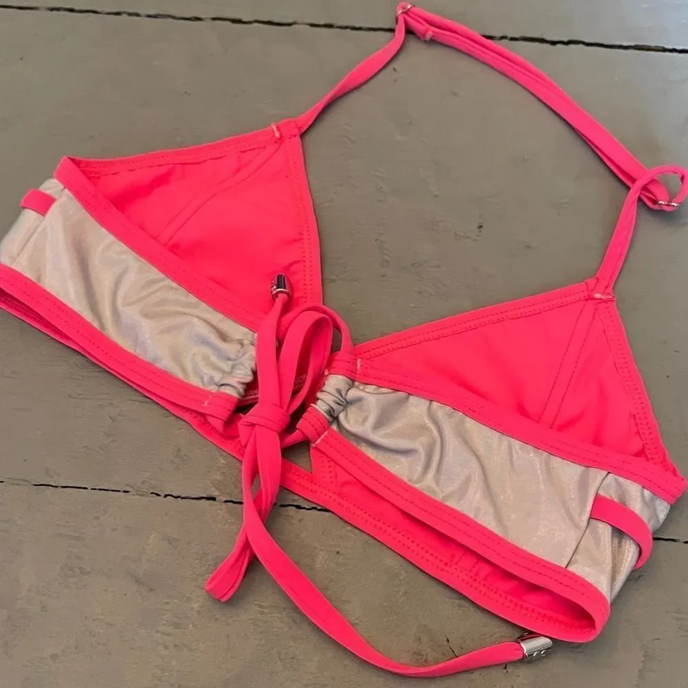 Beach Bunny Hologram & Coral‎ Bikini Top